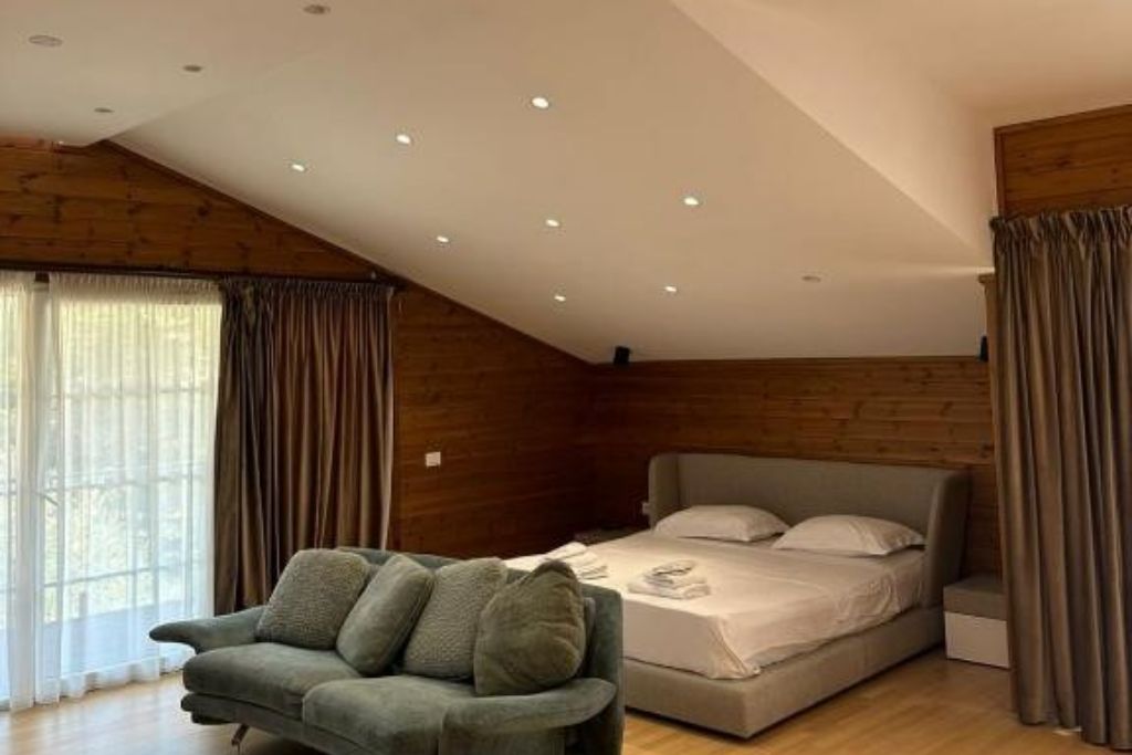 Bianca Hotel & Villa